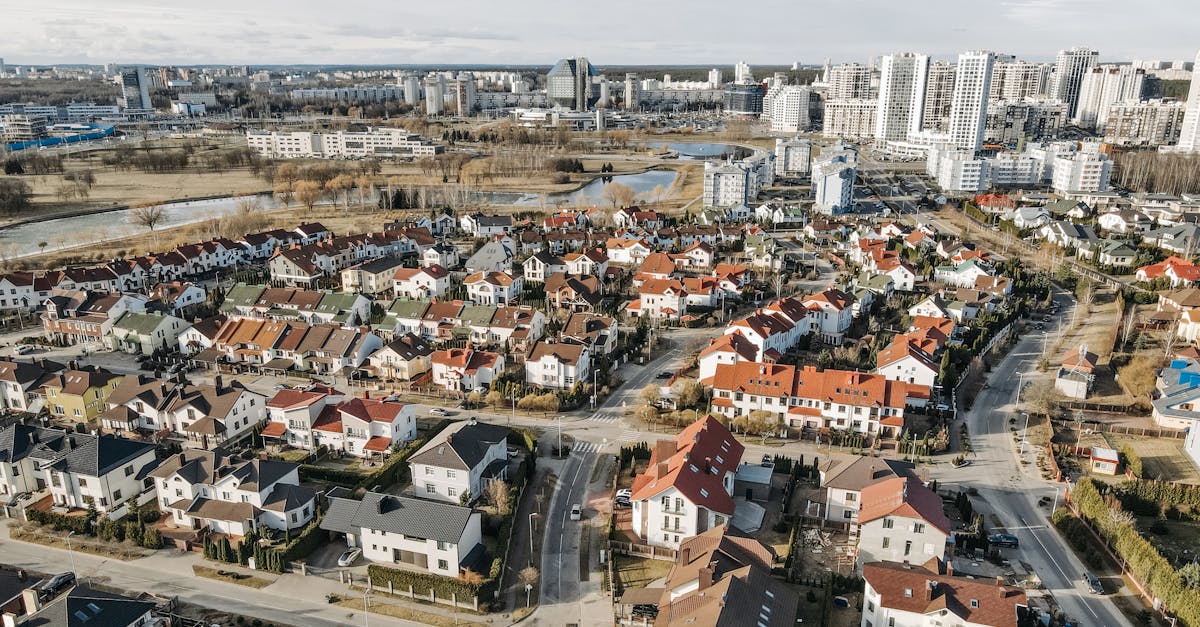 découvrez l’expansé polystyrène : un matériau léger, isolant et polyvalent, largement utilisé dans la construction, l’emballage et l’isolation thermique, alliant économie d’énergie et efficacité.