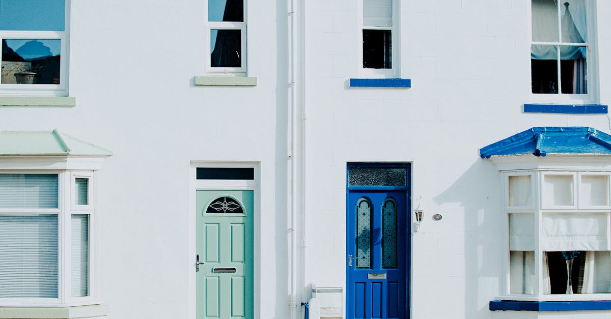 découvrez tous nos conseils et idées pour choisir et installer votre porte d'entrée, qu'elle soit classique, moderne ou sécurisée. trouvez la porte idéale pour embellir votre maison et renforcer la sécurité de votre foyer.