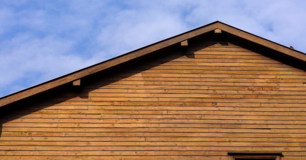 découvrez la définition d'un gable wall, ses caractéristiques architecturales et ses usages dans la construction. apprenez comment intégrer un mur pignon dans vos projets de design et d'architecture.