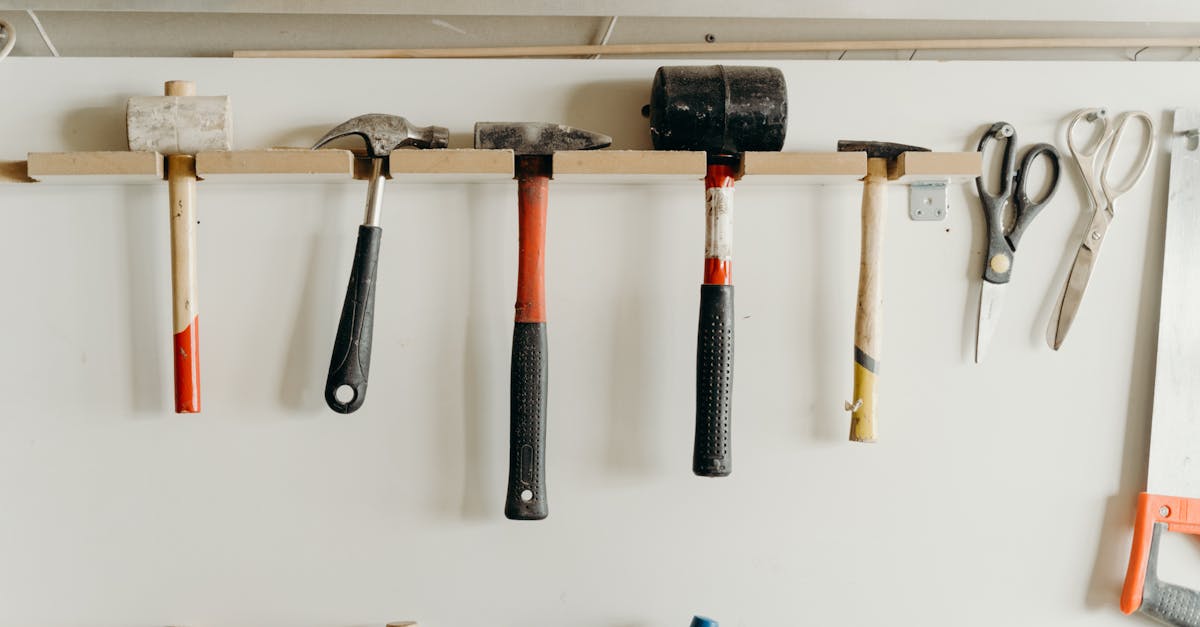 découvrez nos solutions sur mesure pour la construction de garage : conseils, plans, matériaux et étapes clés pour réussir votre projet de garage adapté à vos besoins.