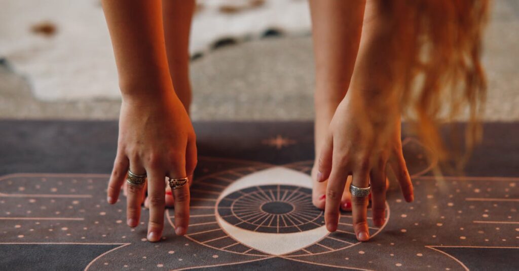 découvrez le grounding, une technique efficace pour se recentrer, gérer le stress et améliorer le bien-être au quotidien grâce à des exercices simples et naturels de connexion à soi et à l'environnement.