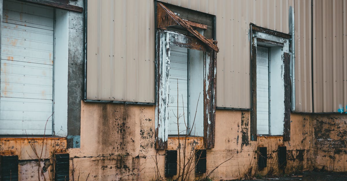 découvrez ce qu'est un mur porteur, son rôle essentiel dans la stabilité d'un bâtiment, comment le reconnaître et les précautions à prendre avant de le modifier ou de l'abattre.