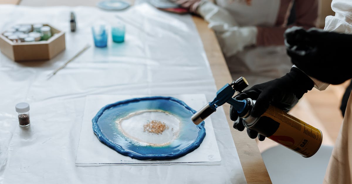 découvrez la résine de scellement, idéale pour protéger, étanchéifier et renforcer vos surfaces. facile à appliquer, résistante et durable, elle convient parfaitement aux projets de bricolage, réparation ou construction.