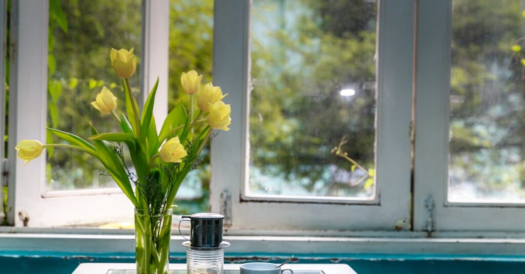 découvrez tout ce qu'il faut savoir sur les fenêtres : types, matériaux, conseils d'installation et astuces pour améliorer l'isolation et l'esthétique de votre maison.