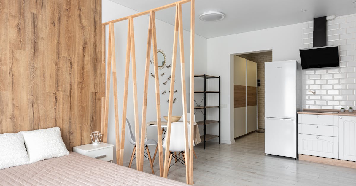 découvrez nos cloisons en bois élégantes, idéales pour séparer vos espaces avec style et fonctionnalité. parfaites pour bureaux et intérieurs modernes.