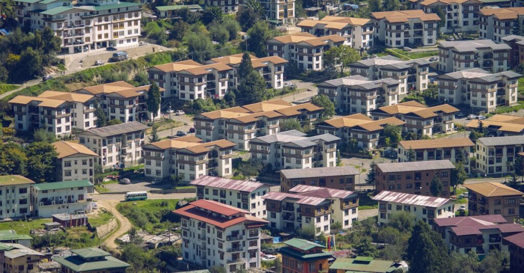 Les toitures en Everite : enjeux liés à l’amiante et solutions de sécurité découvrez tout ce qu'il faut savoir sur les toitures en amiante : risques, entretien et solutions de remplacement pour assurer votre sécurité.