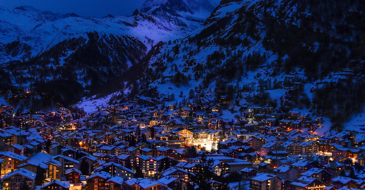 découvrez nos conseils et solutions pour l'entretien, la réparation et le remplacement des toitures en amiante, en garantissant sécurité et conformité aux normes.