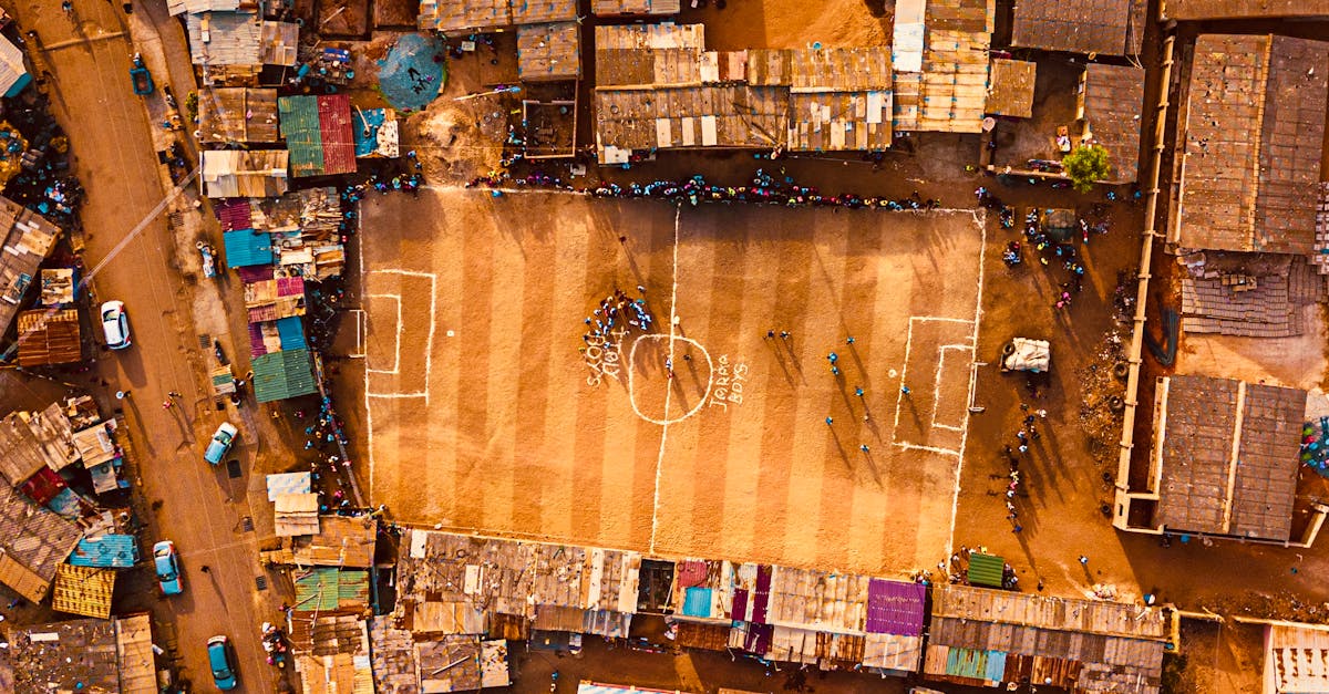 découvrez tout ce qu'il faut savoir sur les toits en amiante : risques, entretien et solutions pour une rénovation sécurisée.