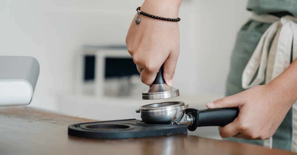 découvrez les avantages et inconvénients des chaudières à bûches automatiques vs manuelles pour choisir le système de chauffage adapté à vos besoins.