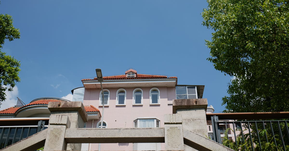 calculatrice de briques précise pour estimer le nombre exact de briques nécessaires à votre projet de construction ou de rénovation. simplifiez vos calculs dès maintenant !