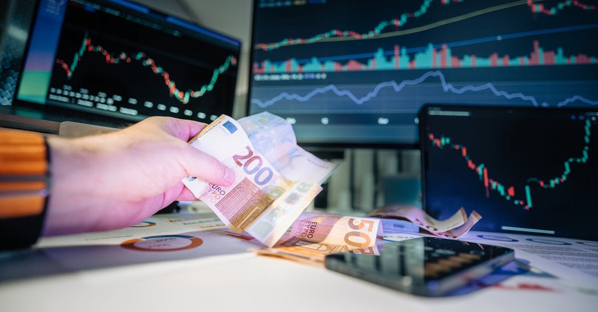 comprenez l'impôt sur les plus-values : définition, taux applicables, exonérations et conseils pour optimiser votre fiscalité sur la vente d'actifs.