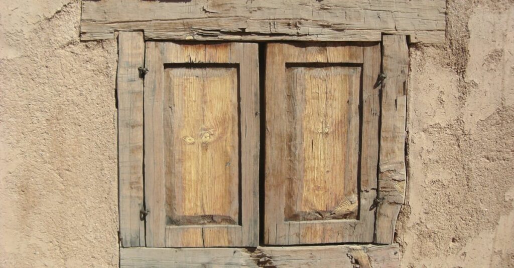 découvrez le clay plaster, un enduit naturel à base d'argile, idéal pour une finition écologique et respirante de vos murs.