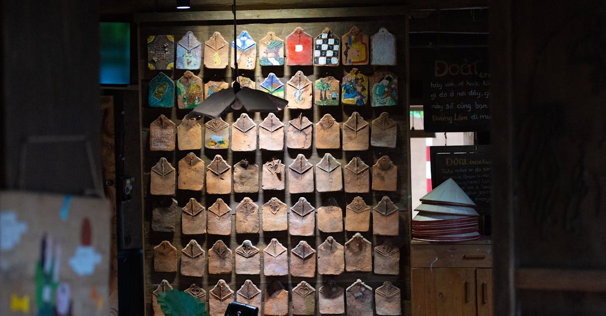 découvrez le clay plaster, un enduit naturel en argile alliant esthétique et respect de l'environnement pour des murs sains et durables.