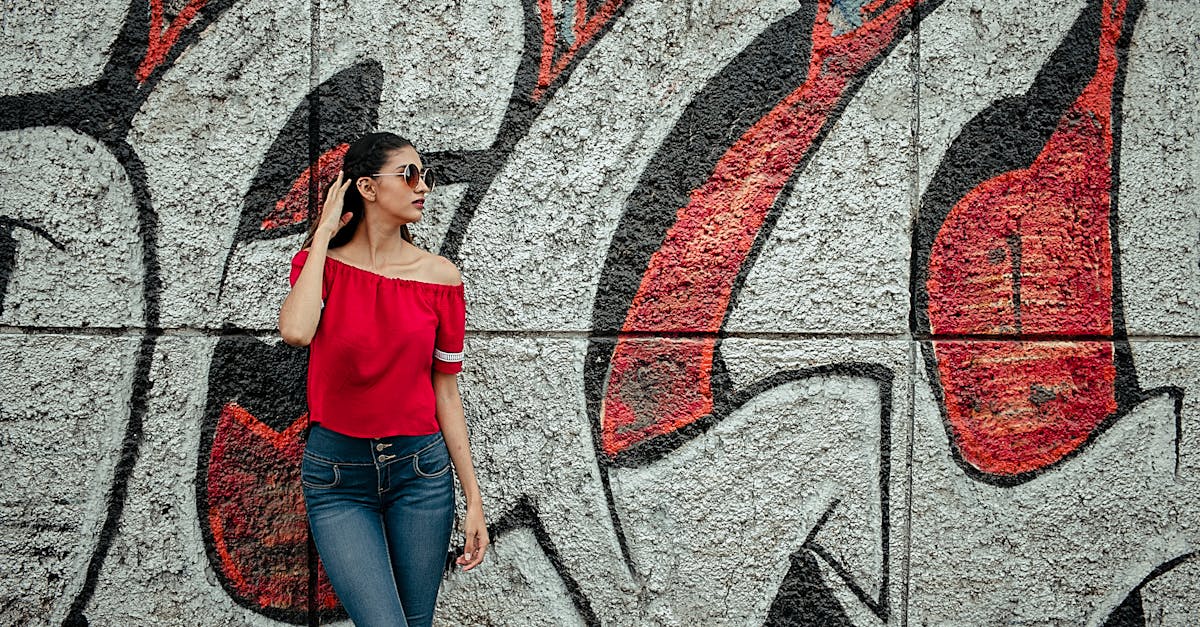 découvrez notre service professionnel de peinture pour piscines en béton, offrant une finition durable et esthétique pour transformer votre piscine.