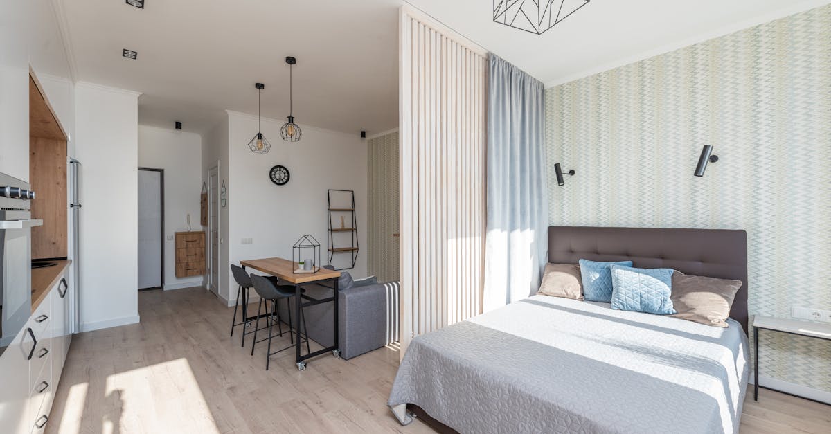 découvrez l'épaisseur idéale pour une cloison intérieure afin d'optimiser l'isolation, la résistance et l'esthétique de vos espaces.