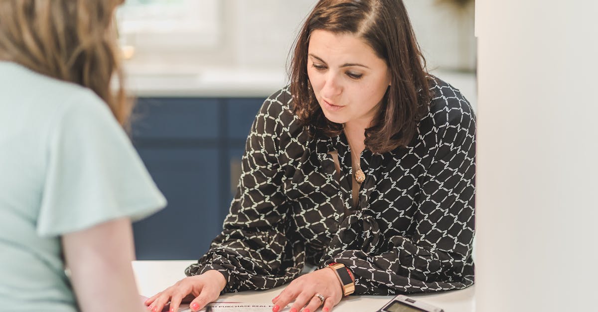 découvrez comment fonctionne le calcul des intérêts, ses différentes méthodes et son importance dans la gestion financière et les investissements.