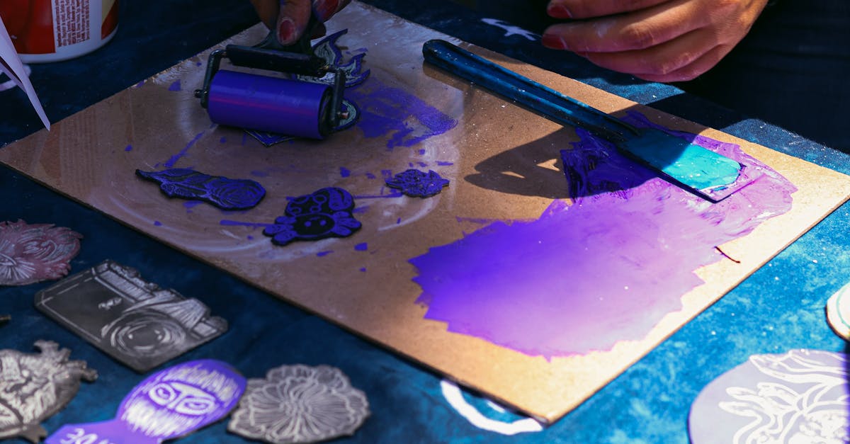 découvrez tout ce qu’il faut savoir sur le linoléum : un revêtement de sol écologique, durable et facile à entretenir. conseils d’installation, avantages, prix et idées déco pour votre intérieur.