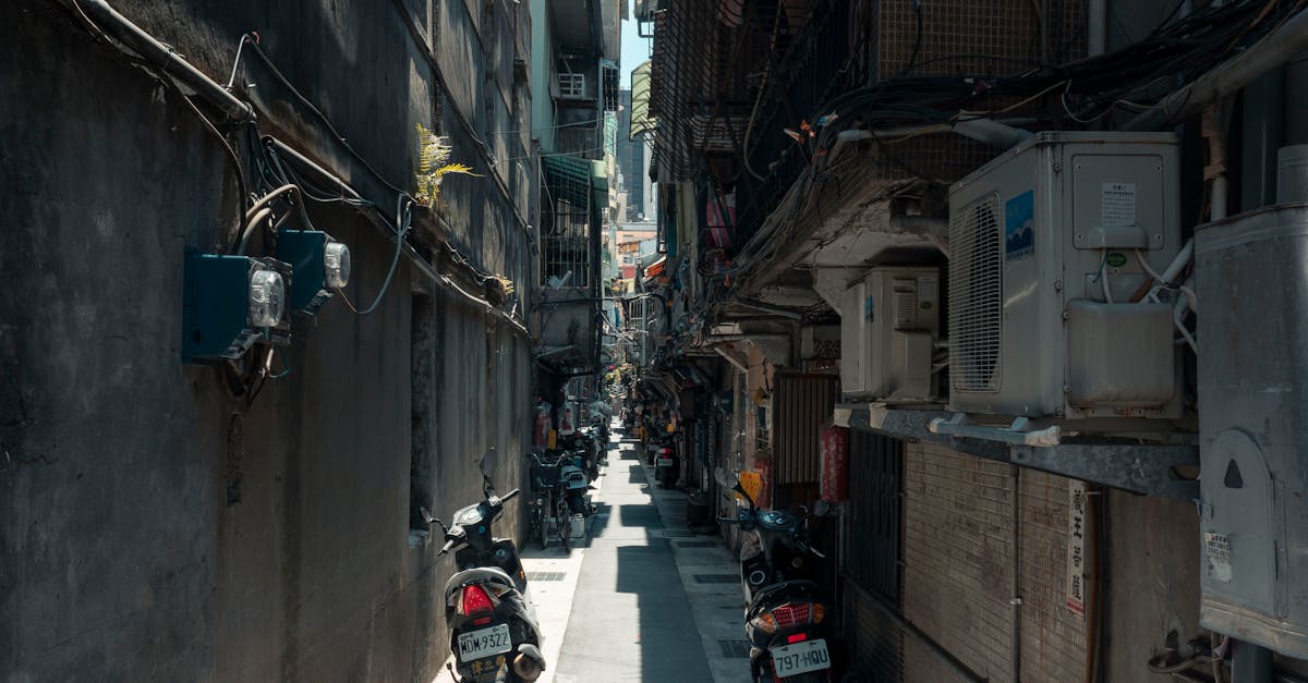 découvrez les principes et les applications de la ventilation mécanique, une technique essentielle pour assurer une respiration assistée efficace en milieu médical.