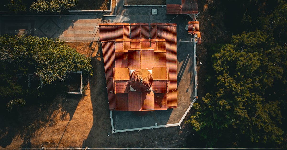 calcul précis de la superficie de votre toit pour vos projets de construction ou de rénovation. obtenez des mesures fiables facilement.