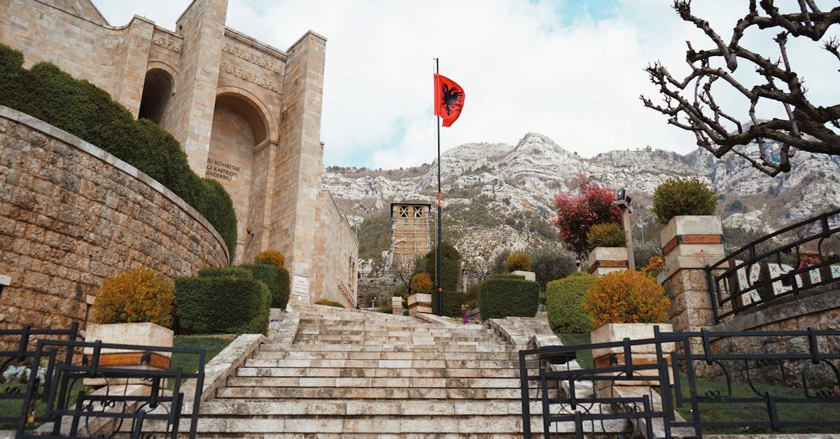 découvrez nos solutions de revêtement d'escalier élégantes et durables pour transformer votre intérieur avec style et robustesse.