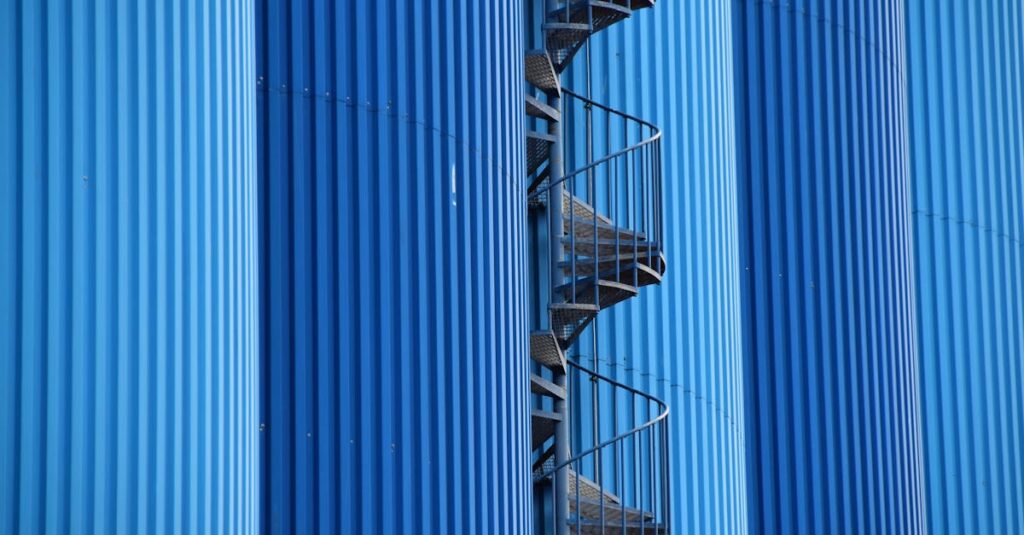 découvrez nos solutions de revêtement d'escalier alliant élégance et durabilité pour transformer votre intérieur avec style et sécurité.