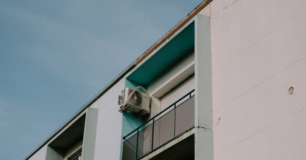 découvrez le coût des systèmes de climatisation daikin, une marque reconnue pour sa qualité, son efficacité énergétique et son confort. comparez les prix et trouvez la solution adaptée à vos besoins.