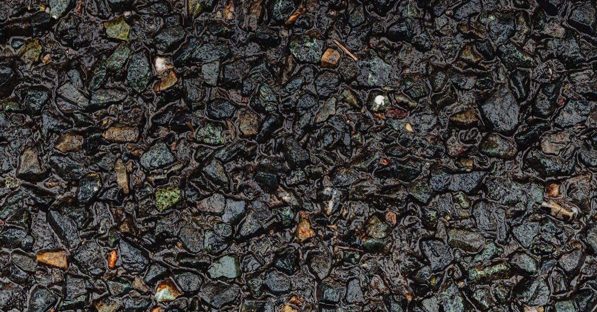 découvrez les avantages du béton désactivé, un matériau esthétique et durable qui met en valeur les granulats exposés pour un fini unique et antidérapant.