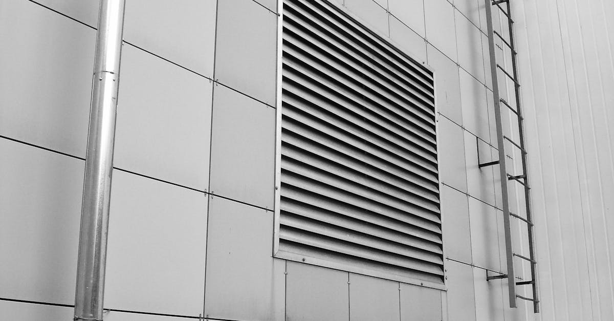 découvrez nos solutions de bardage extérieur pour protéger et embellir votre bâtiment avec des matériaux durables et esthétiques.