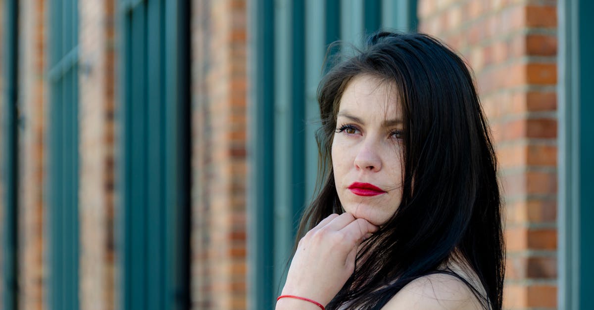 découvrez nos solutions professionnelles d'étanchéité pour façades, protégeant vos murs contre l'humidité et les infiltrations d'eau.