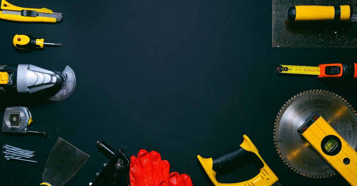 réparation de gouttières : services professionnels pour réparer, entretenir et protéger vos gouttières afin d'assurer une évacuation optimale des eaux de pluie.