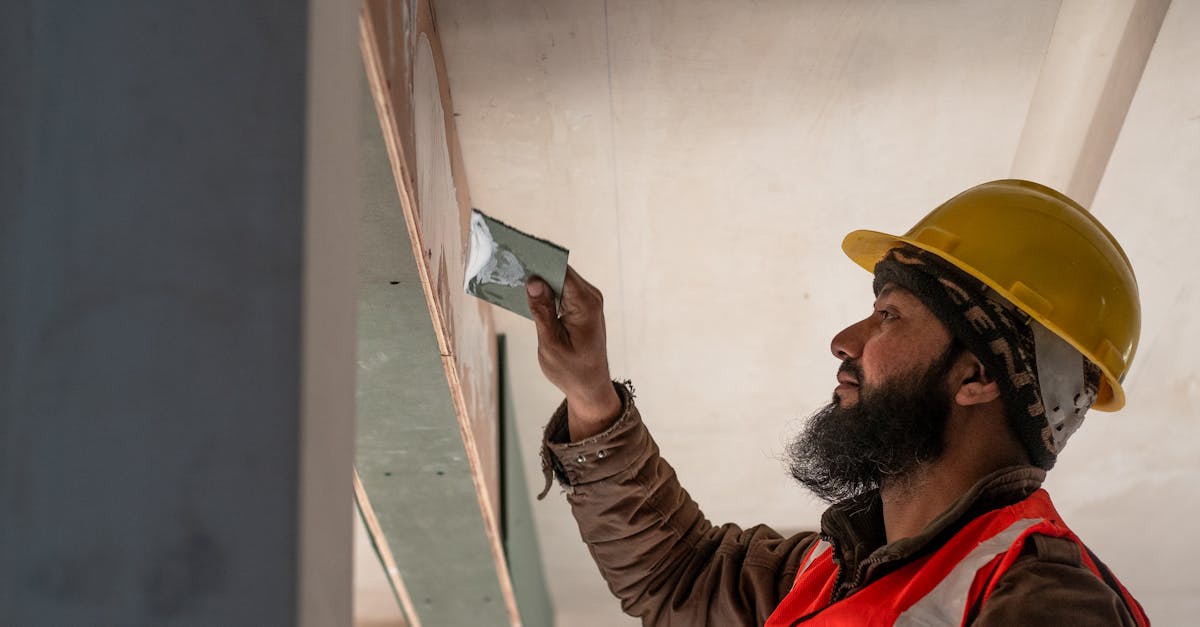 découvrez nos services professionnels d'enduisage pour des murs lisses et impeccables. qualité et savoir-faire garantis pour tous vos travaux de plâtrage.