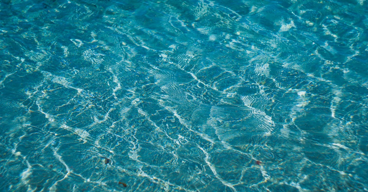 calculez le volume d'eau de votre piscine facilement pour un entretien optimal et une gestion efficace des produits chimiques.