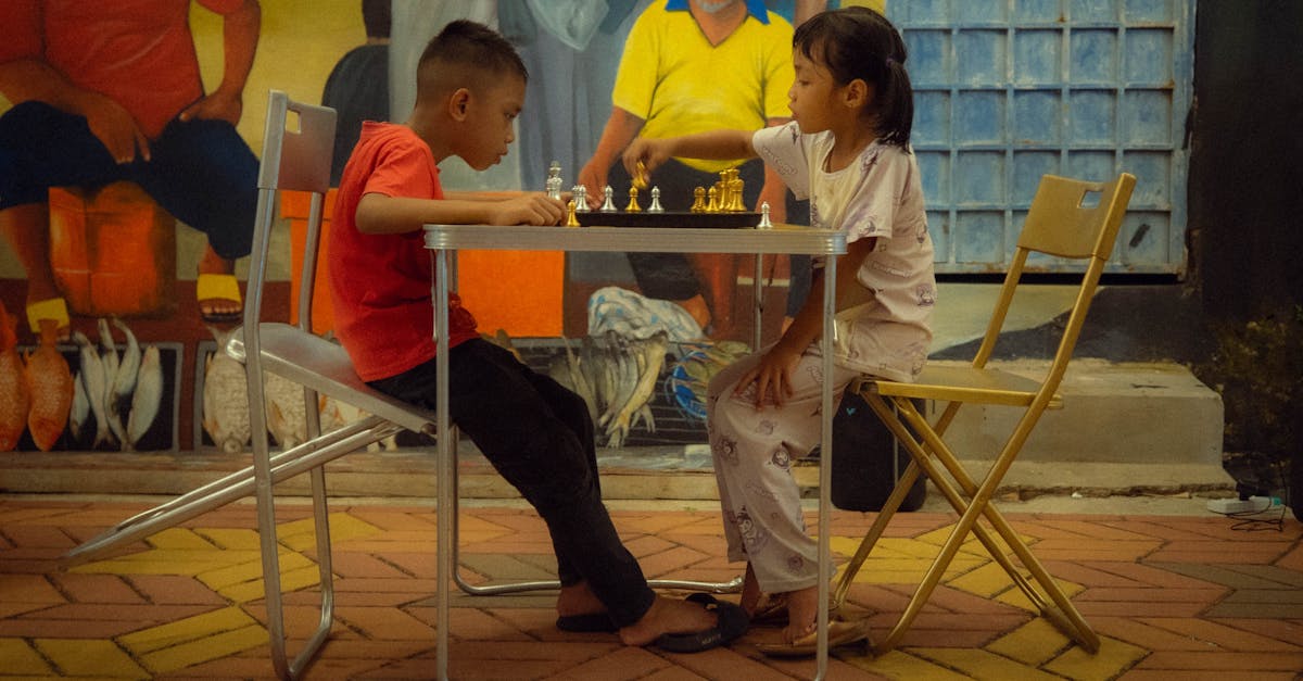 découvrez nos conseils et techniques pour la peinture de lambris, afin de sublimer vos murs avec style et élégance.