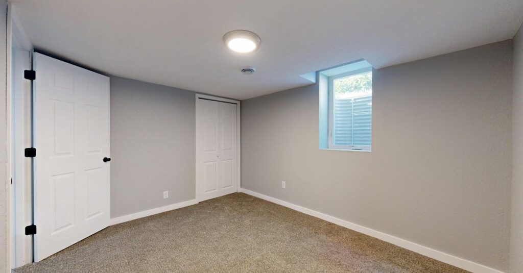 découvrez notre sélection de plinthes élégantes et durables pour sublimer vos murs et protéger vos sols avec style.