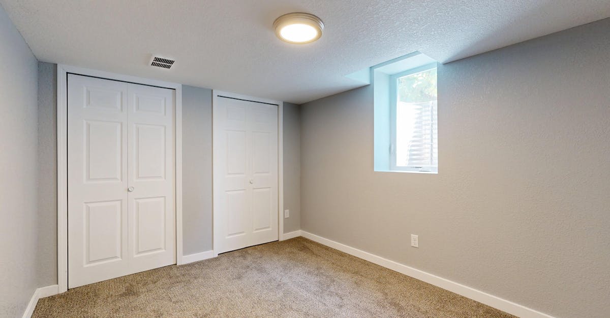 rénovation de sous-sol : transformez votre espace en un lieu moderne, fonctionnel et agréable à vivre grâce à nos services experts.