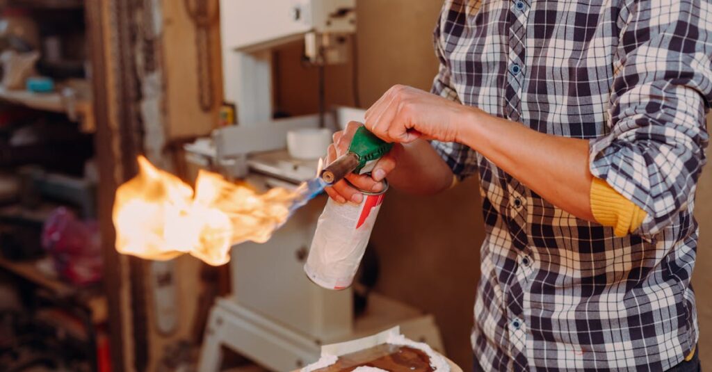 Tout savoir sur la peinture époxy : tarifs, bénéfices, limites et champs d’application peinture époxy haute résistance idéale pour protéger et décorer vos surfaces. offrez un fini brillant, durable et facile à nettoyer avec notre peinture époxy de qualité professionnelle.