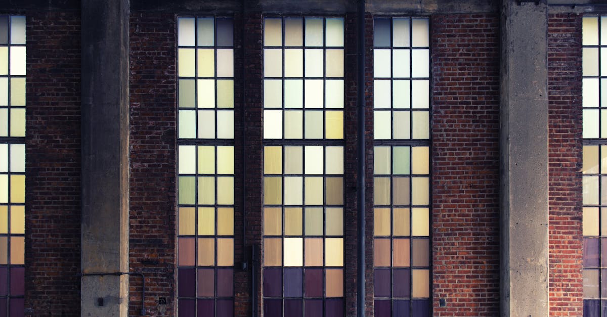 rénovation de façade : redonnez vie et beauté à votre bâtiment avec des experts en restauration et rénovation de façades.