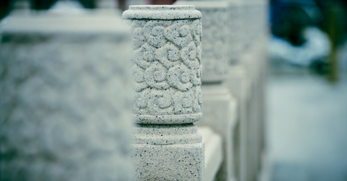 découvrez les coûts associés à la construction d'un mur de soutènement, les facteurs influençant les prix et comment optimiser votre budget pour un projet durable et sécurisé.