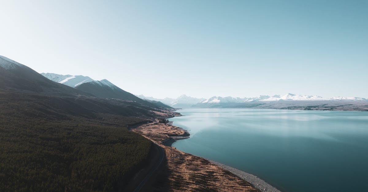 chaudière à condensation murale au gaz, offrant une solution compacte, efficace et écologique pour le chauffage et la production d'eau chaude.