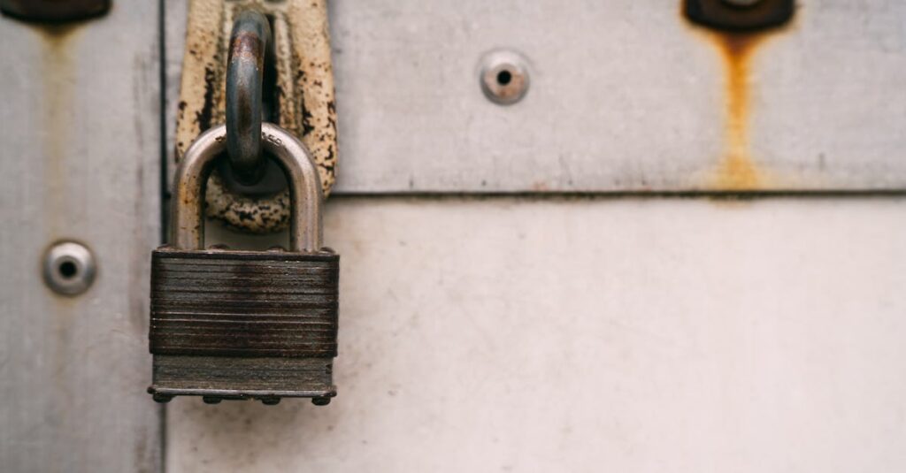 Tout savoir sur la peinture antirouille : coût, bénéfices et limitations peinture anti-rouille pour protéger vos surfaces métalliques contre la corrosion et prolonger leur durée de vie.