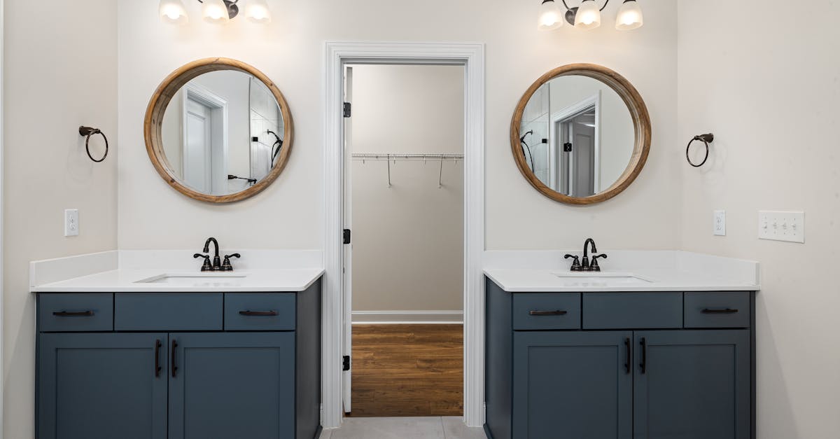 découvrez les hauteurs idéales des équipements de salle de bain pour un confort et une ergonomie maximaux.