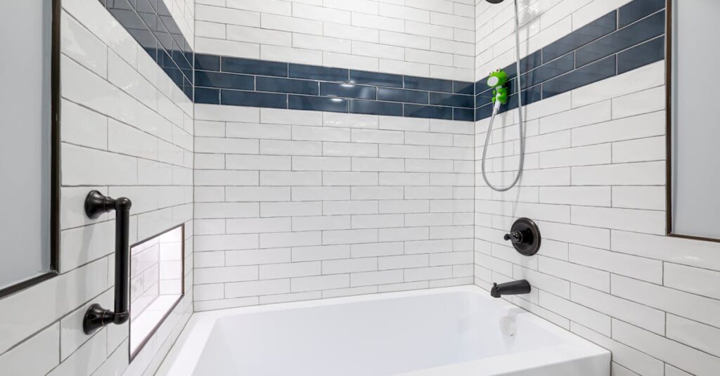 Les erreurs à ne surtout pas commettre lors de la rénovation de votre salle de bain découvrez les erreurs courantes à éviter lors de la rénovation de votre salle de bain pour garantir un résultat réussi et sans surprise.