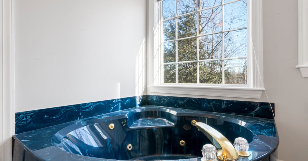 services professionnels d'installation de baignoires pour une salle de bain moderne et fonctionnelle. installation rapide et soignée garantissant votre satisfaction.