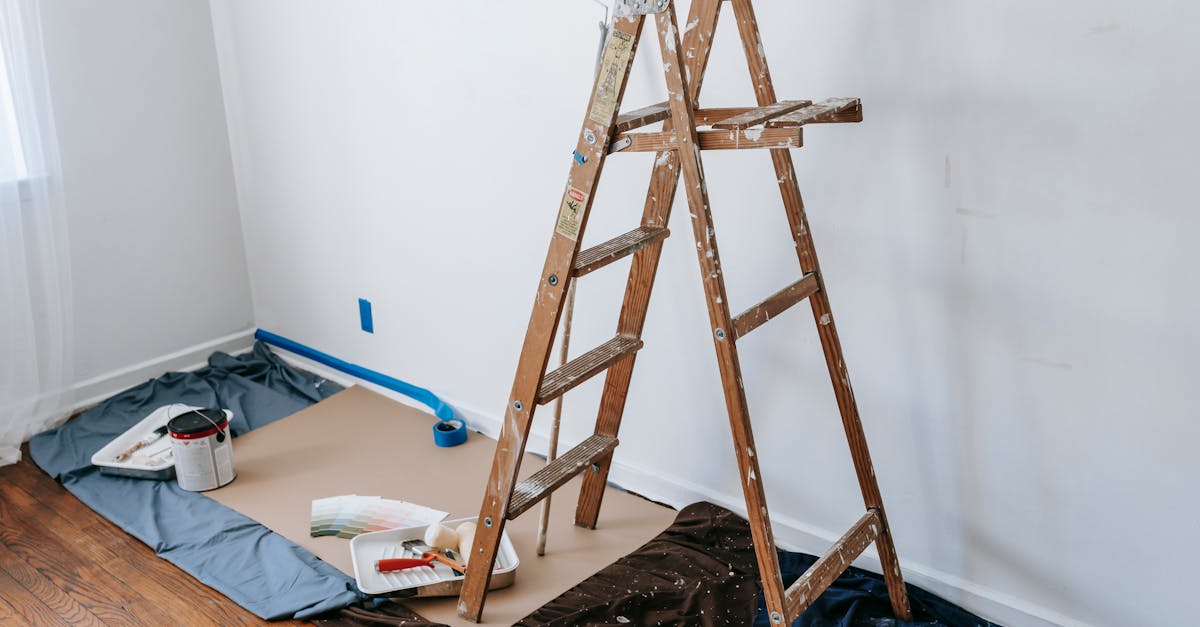 découvrez les étapes essentielles pour peindre des poutres en bois avec succès, incluant la préparation, le choix des matériaux et les techniques de peinture pour un rendu parfait.