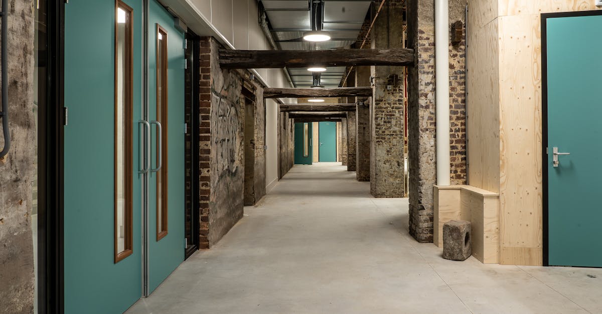 rénovation de couloir : transformez votre espace de passage en un lieu élégant et fonctionnel grâce à nos conseils et solutions sur mesure.