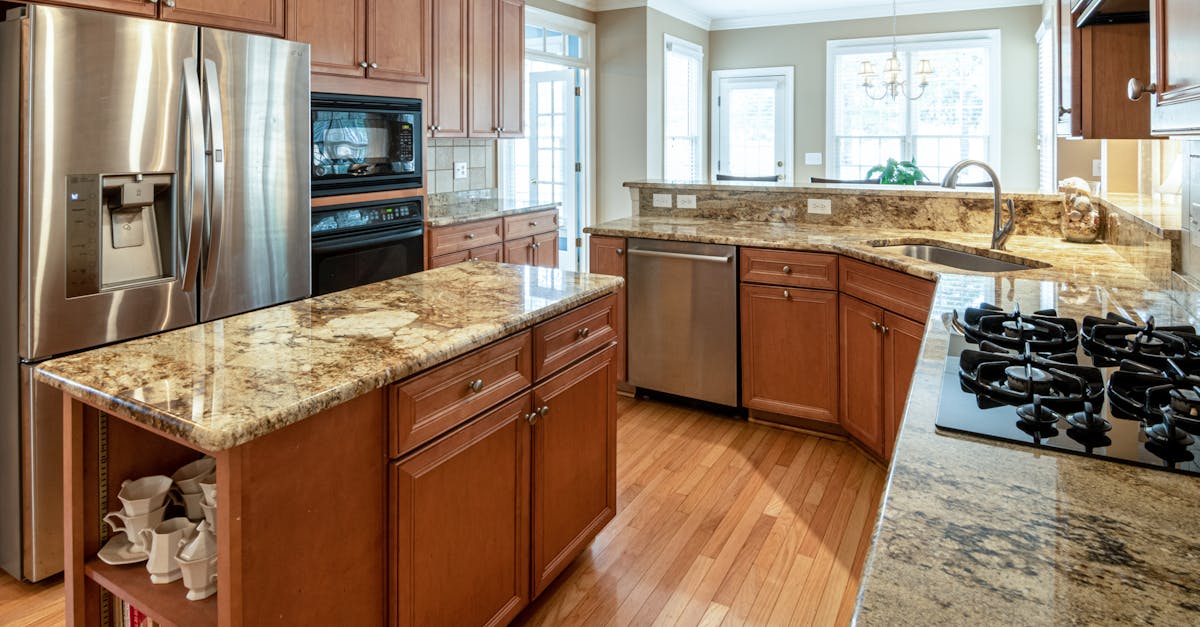 optimisez la hauteur de l'agencement de votre cuisine pour un espace fonctionnel et ergonomique, adapté à vos besoins et à votre confort.