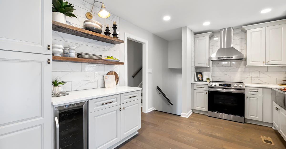 découvrez nos solutions de rénovation de cuisine pour transformer votre espace culinaire en un lieu moderne, fonctionnel et esthétique. expertise, conseils personnalisés et qualité assurée.