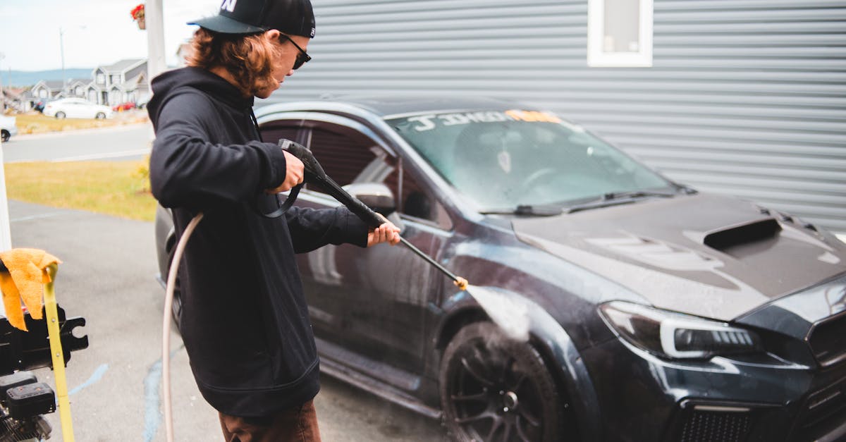 découvrez les causes courantes de faible pression d'eau et des solutions efficaces pour améliorer votre confort domestique.