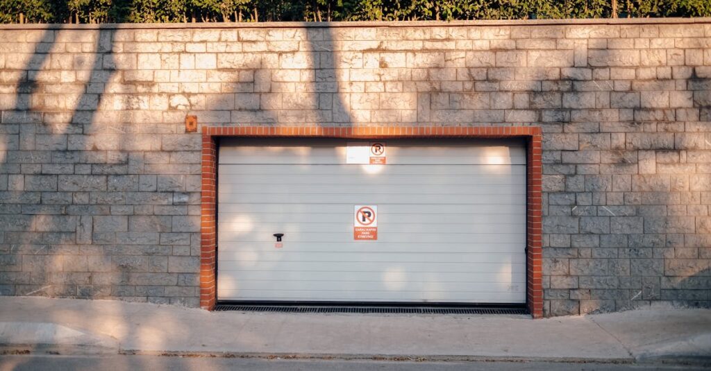 découvrez les prix et les caractéristiques des portes de garage sectionnelles motorisées, alliant confort, sécurité et design moderne pour votre maison.