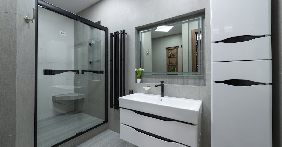 installation de douche professionnelle : modernisez votre salle de bains avec nos solutions sur mesure, rapides et fiables.